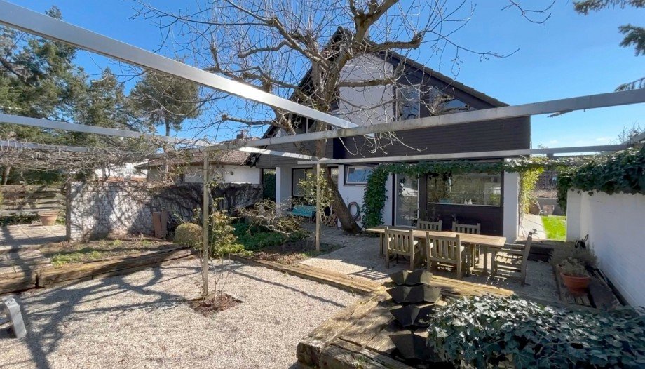 Hausansicht Gartenseite Einfamilienhaus M�hltal-Traisa
