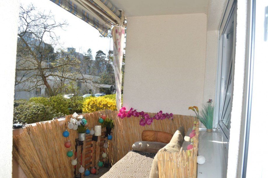 Sonnenbalkon mit Markise Erdgeschosswohnung Darmstadt-Eberstadt