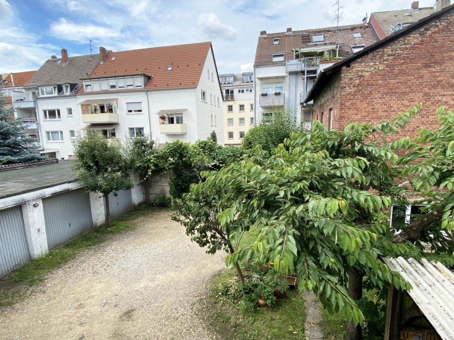 Blick vom Balkon Etagenwohnung Darmstadt