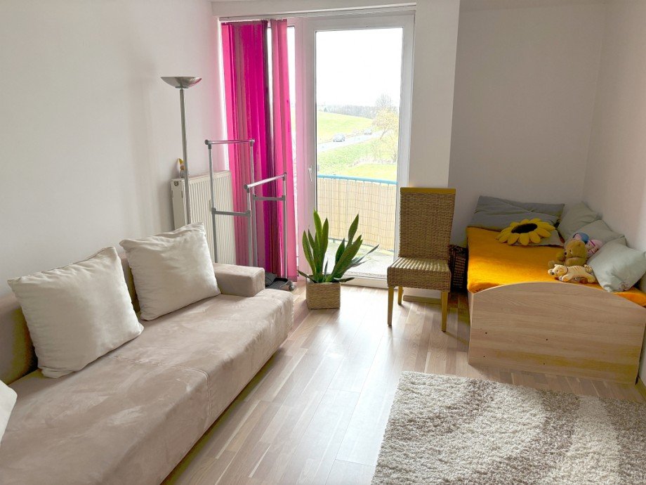 Zimmer mit Balkonzugang Etagenwohnung Modautal-Ernsthofen