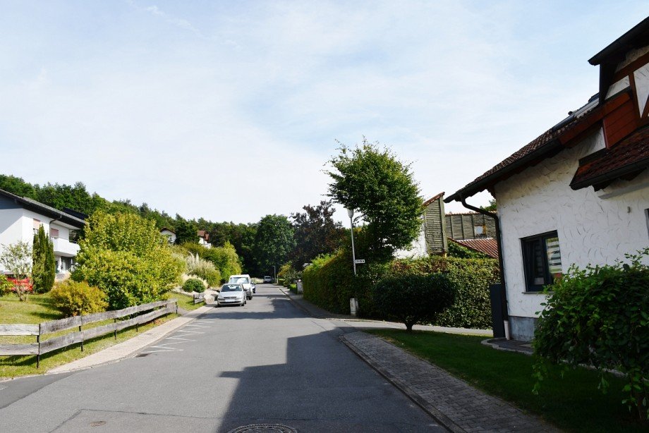 angenehme Wohnlage Einfamilienhaus L�tzelbach
