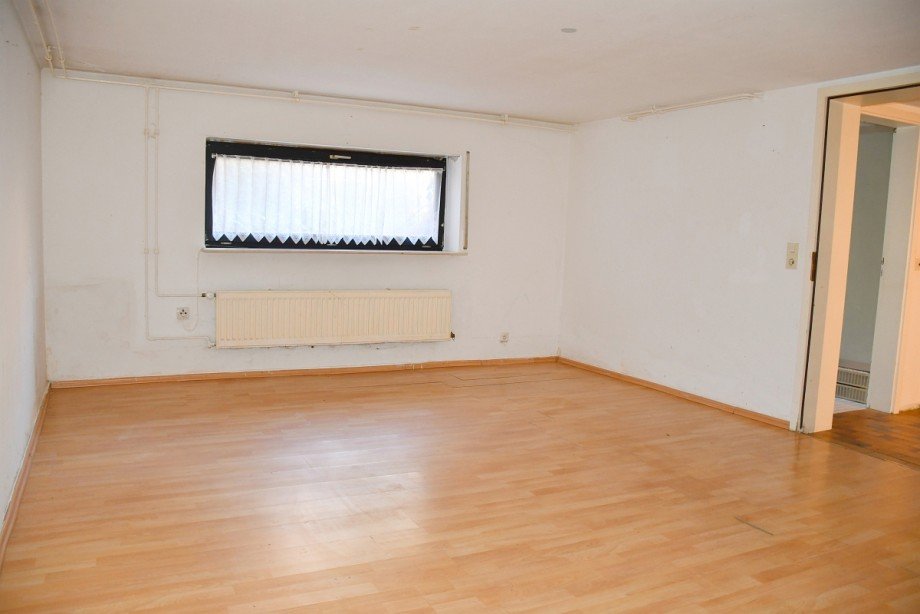 Arbeiten/Gast Untergeschoss Einfamilienhaus Weiterstadt-Gr�fenhausen