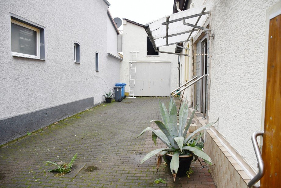 Hoffl�che Garage Einfamilienhaus Pfungstadt
