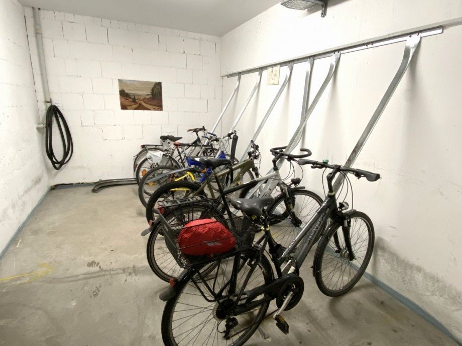 Gemeinschaftsraum f�r Fahrr�der Etagenwohnung Darmstadt