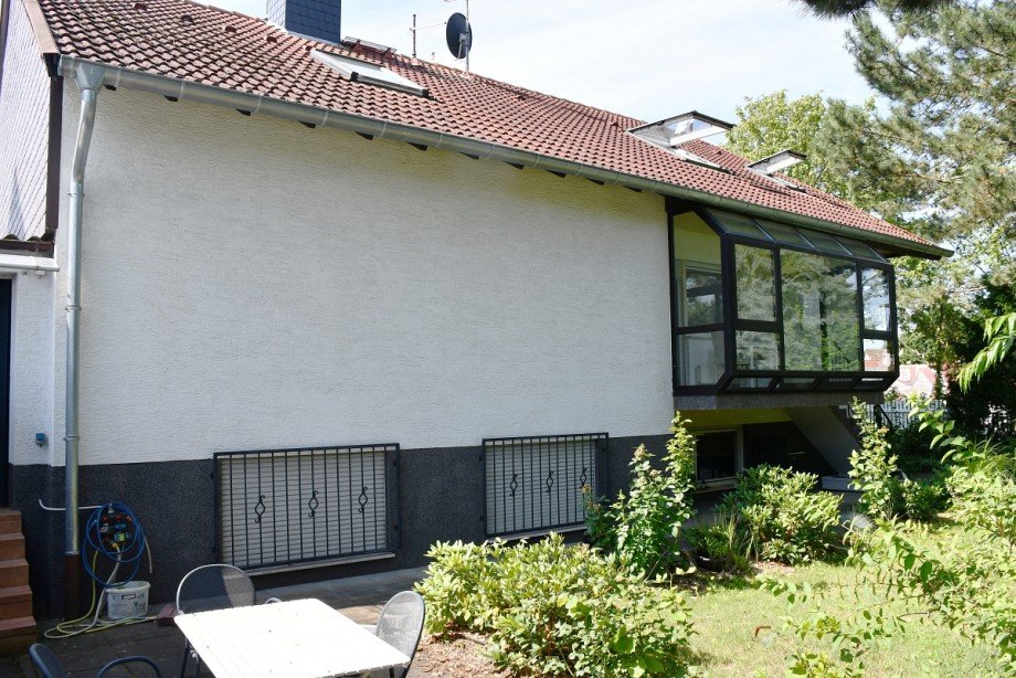 Hausansicht Gartenseite Mehrfamilienhaus Darmstadt-Wixhausen