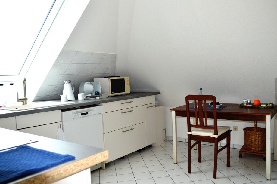 ger�umige K�che (Einbauk�che) Maisonettewohnung Darmstadt
