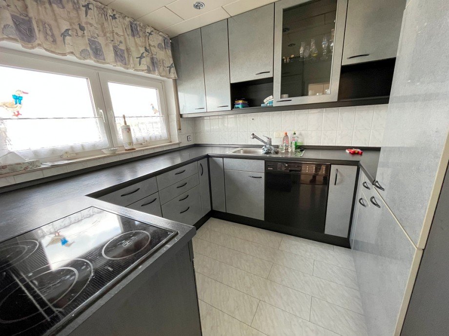 Einbauk�che Erdgeschoss Haus B�ttelborn-Worfelden