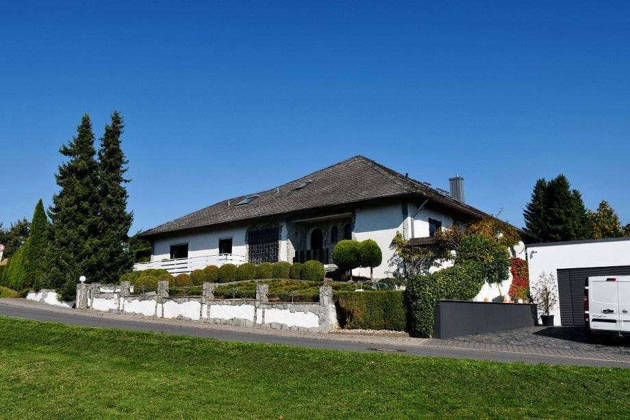 Hausansicht Einfamilienhaus Fr�nkisch-Crumbach