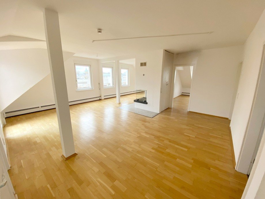 stilvolle Wohnung Dachgeschosswohnung Darmstadt