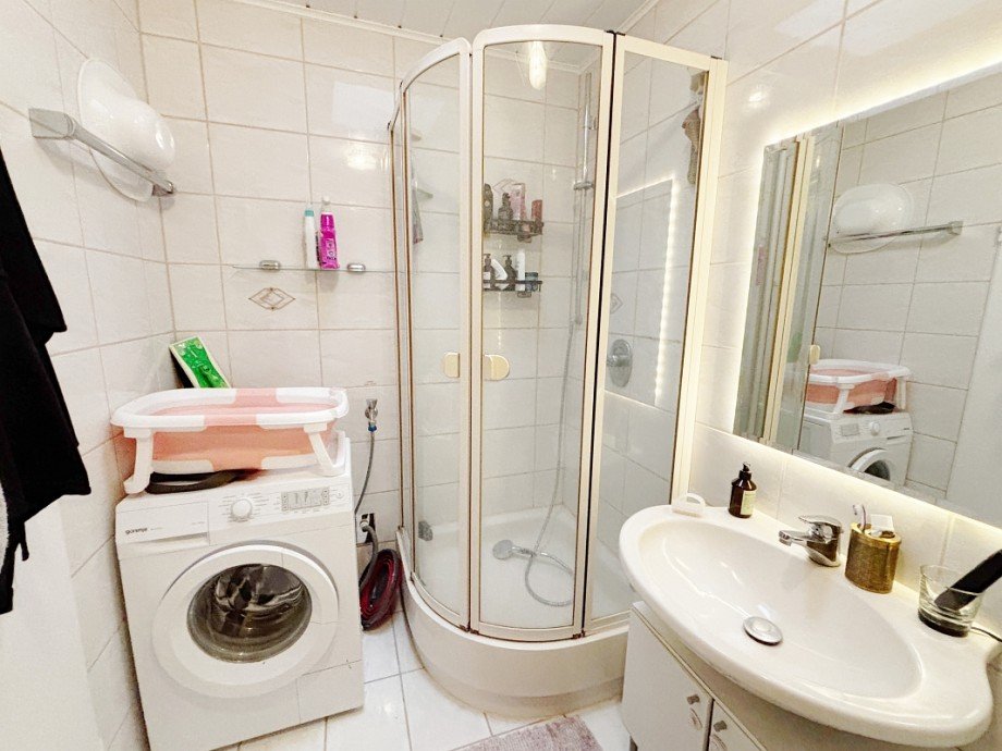 ... mit Dusche Etagenwohnung Seeheim-Jugenheim