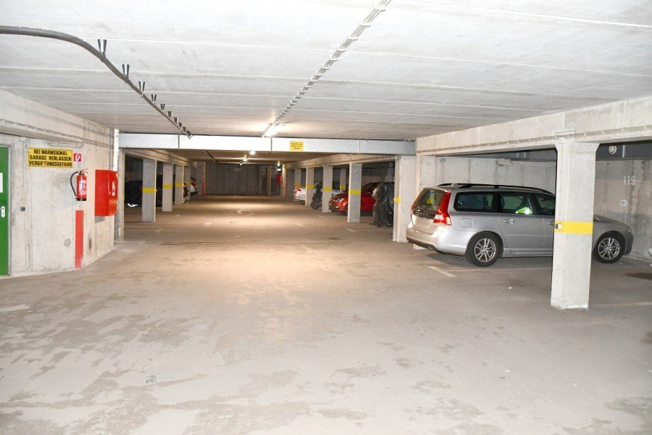 hauseigene Tiefgarage Etagenwohnung Bad-Homburg/Ober-Eschbach