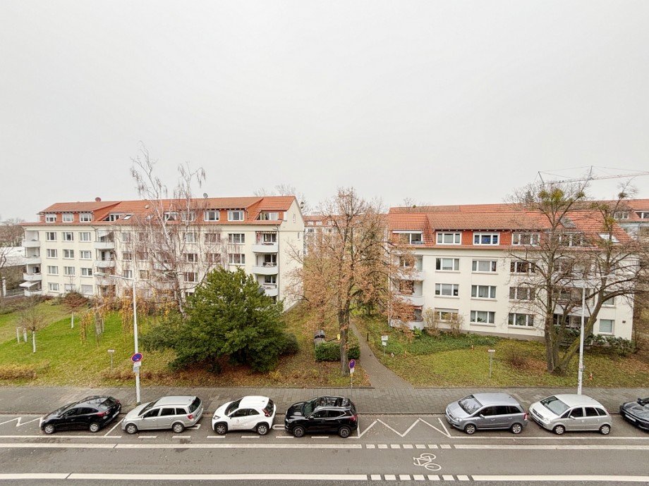 Blick vom Balkon Etagenwohnung Darmstadt