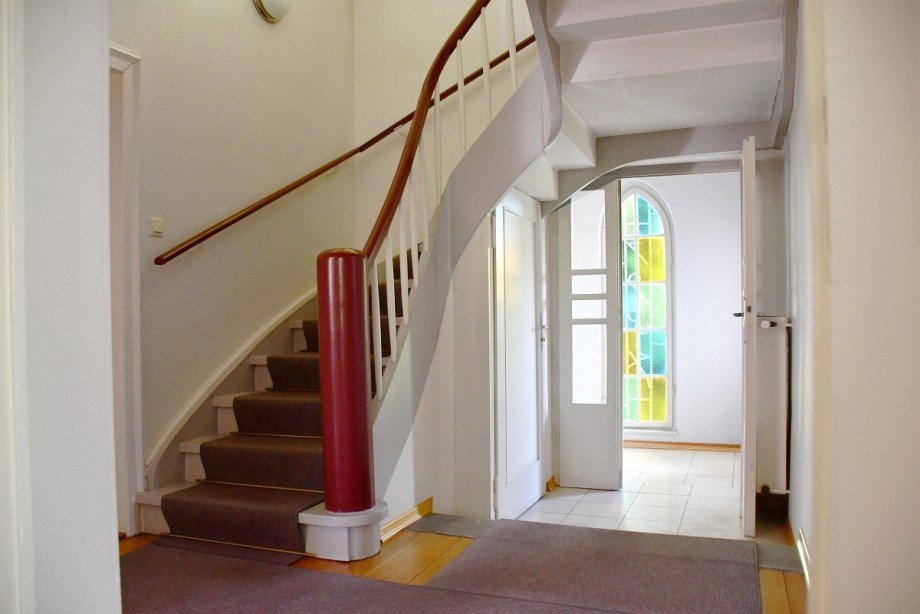 Treppe zum Obergeschoss Einfamilienhaus Dieburg