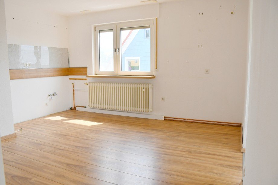 ger�umige K�che Dachgeschoss Zweifamilienhaus Ober-Ramstadt