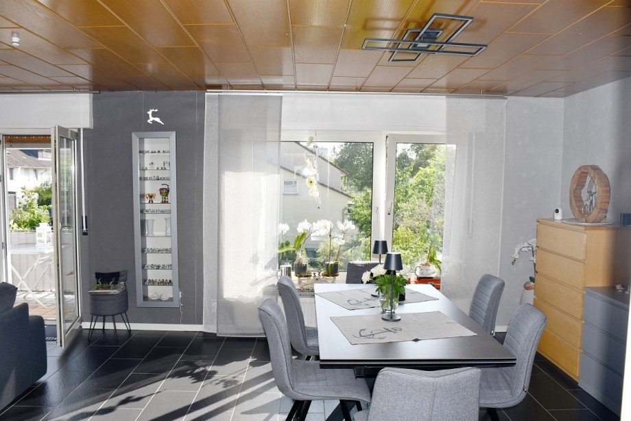 Wohnung OG heller Essbereich Mehrfamilienhaus Darmstadt
