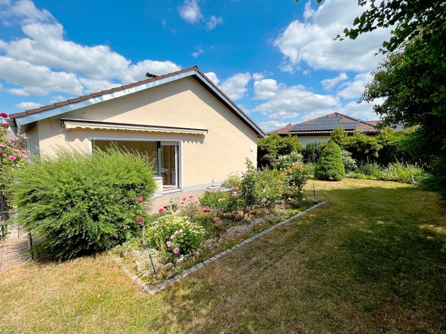 Haus- und Gartenansicht Terrassenwohnung Ro�dorf