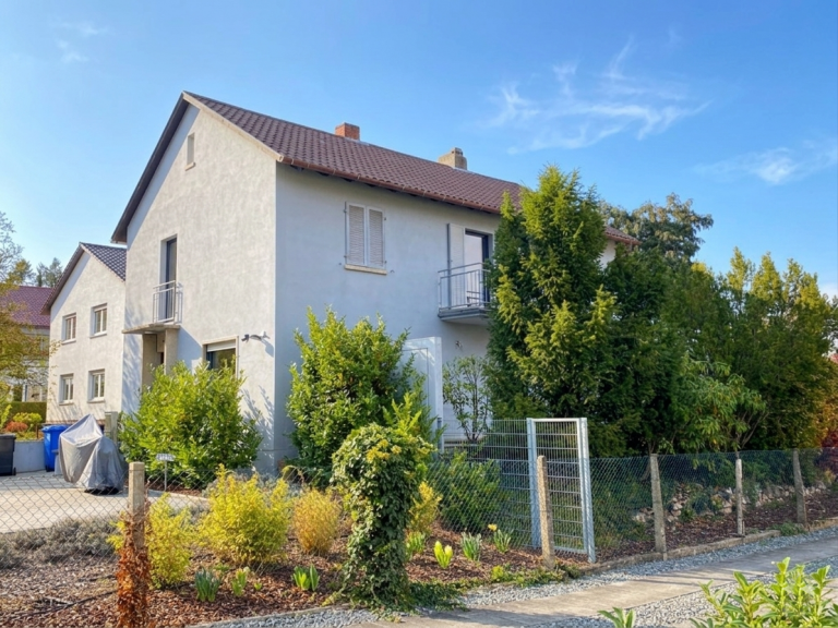 Hausansicht M�hltal Erdgeschosswohnung **VERMIETET** Sonnige 3-Zimmer-Erdgeschoss-Wohnung mit Terrasse und Loggia in M�hltal-Trautheim