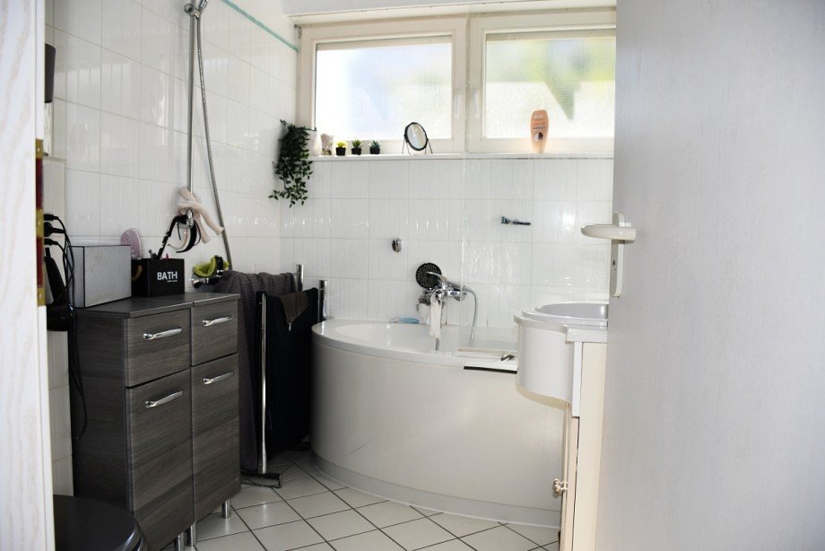 modernes Tageslichtbad Haus Riedstadt-Leeheim