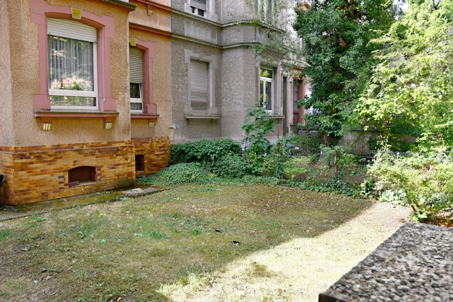 Vorgarten Mehrfamilienhaus Darmstadt