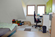 helles Kinderzimmer **VERKAUFT** �kologisch gebaute sehenswerte gro�z�gige sonnige Doppelhaush�lfte