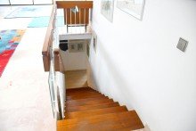 Treppe zum Untergeschoss **RESERVIERT** Architektenbungalow + Einliegerwohnung + separate B�roeinheit in Feldrandlage