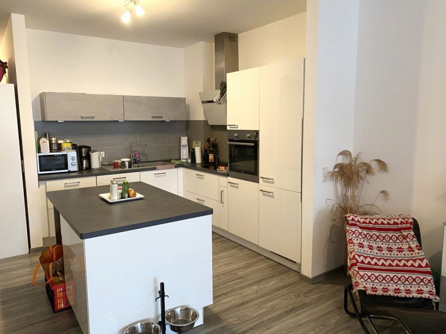 2 hochwertige Einbauk�che Erdgeschosswohnung Darmstadt-Eberstadt
