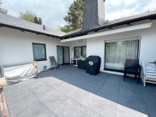 gro�e Sonnenterrasse mit Markise **VERKAUFT** Massiv gebauter Walmdachbungalow in herrlicher Odenwaldlage