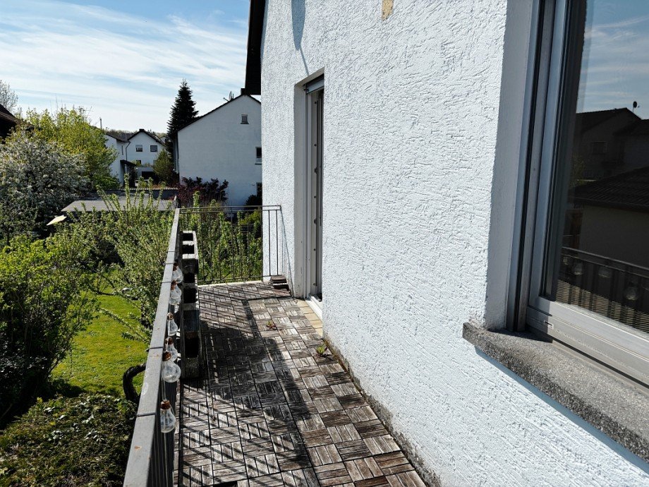 Sonnenbalkon Etagenwohnung Messel