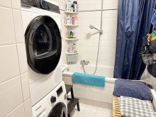 Bad mit Badewanne... **VERMIETET** Zentral gelegene Wohnung in Bessungen - f�r Einzelpersonen oder Paare
