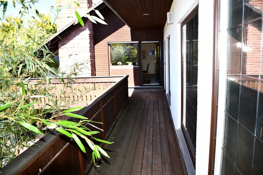 gro�er Sonnenbalkon Einfamilienhaus Erbach