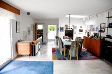 gro�er Wohn-/Essbereich **RESERVIERT** Architektenbungalow + Einliegerwohnung + separate B�roeinheit in Feldrandlage