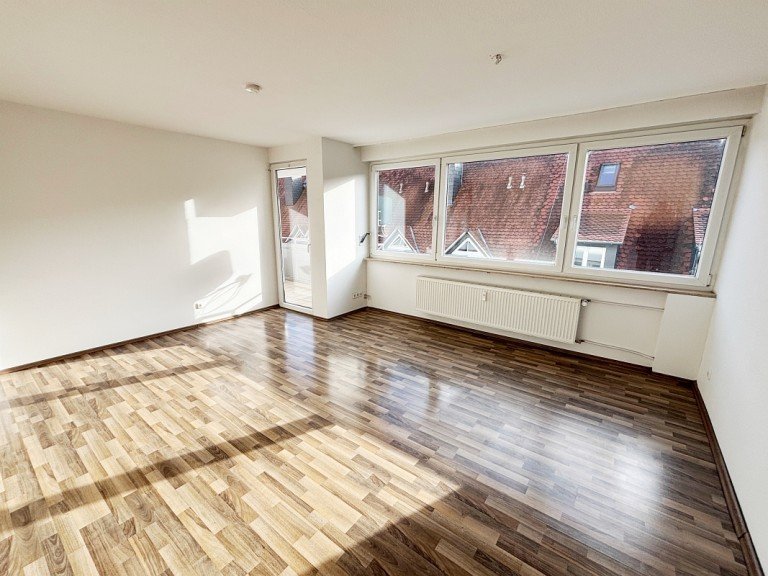 sonniges Wohnzimmer Darmstadt Etagenwohnung **VERMIETET** Zentral gelegene 3-Zimmer-Wohnung in Bessungen - ideal f�r Singles oder Paare