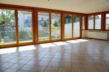 lichtdurchfluteter Wintergarten **VERKAUFT** Solides Mehrparteienhaus - 4 Wohneinheiten - in guter Wohnlage