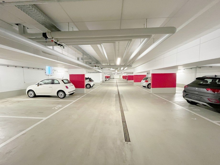 Pkw Stellplatz in der hauseigenen Tiefgarage Etagenwohnung Darmstadt