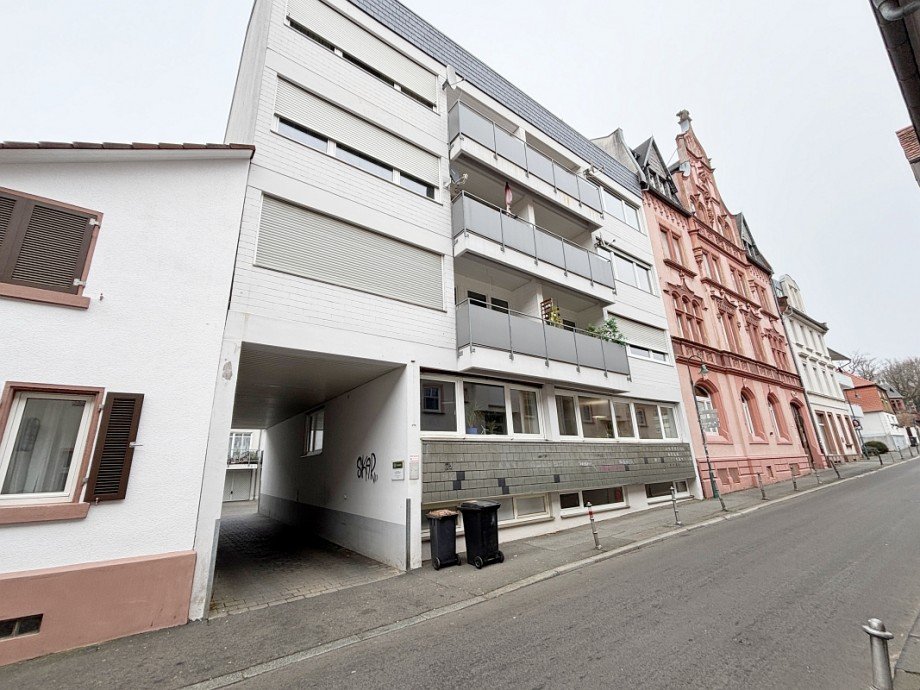 Hausansicht Dachgeschosswohnung Darmstadt