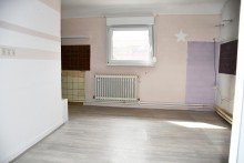 Wohnk�che Dachgeschoss **VERKAUFT** Ein- bis Zweifamilienhaus, ausbaubare Scheune, Nebengeb�ude, Baugrundst�ck...