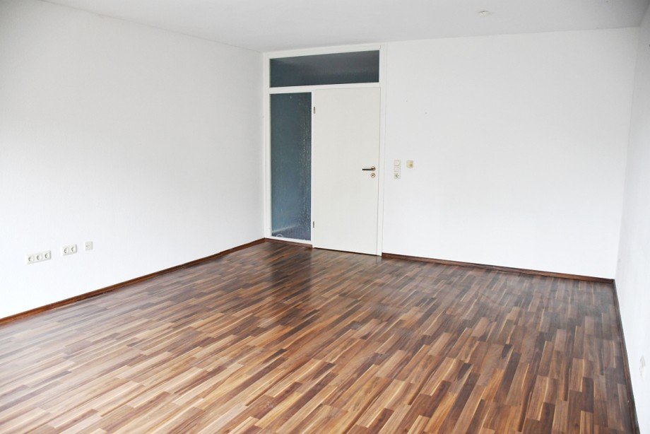 gro�es Wohnzimmer Etagenwohnung Darmstadt