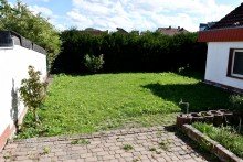 sonniger Garten **VERKAUFT** Charmantes Einfamilienhaus mit vielseitig nutzbarem Nebengeb�ude