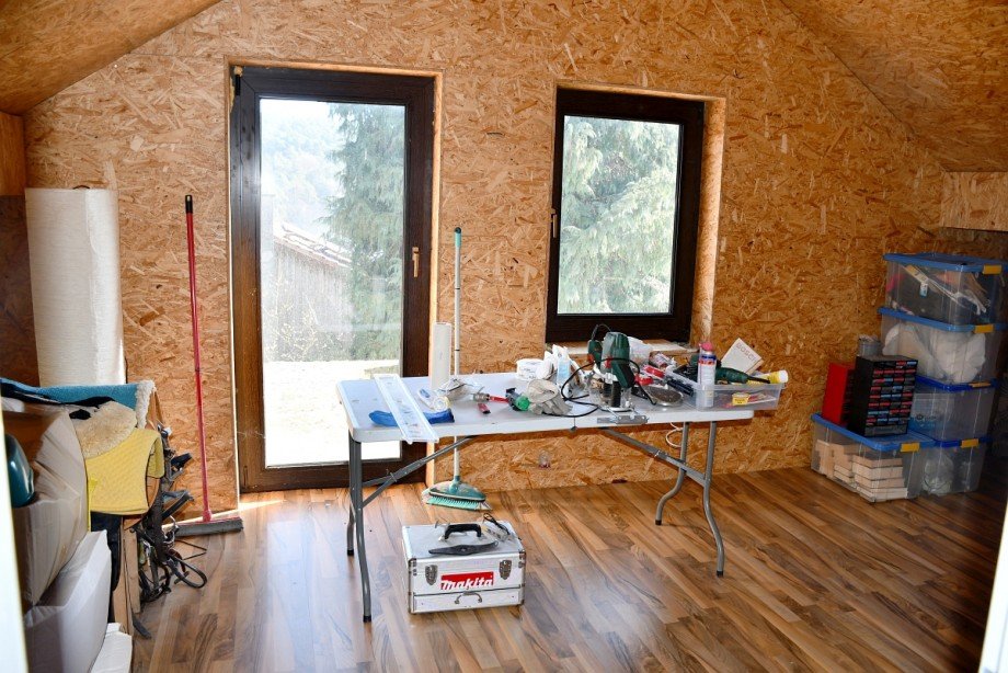 teilausgebautes Dachgeschoss Zweifamilienhaus Mossautal/Unter-Mossau
