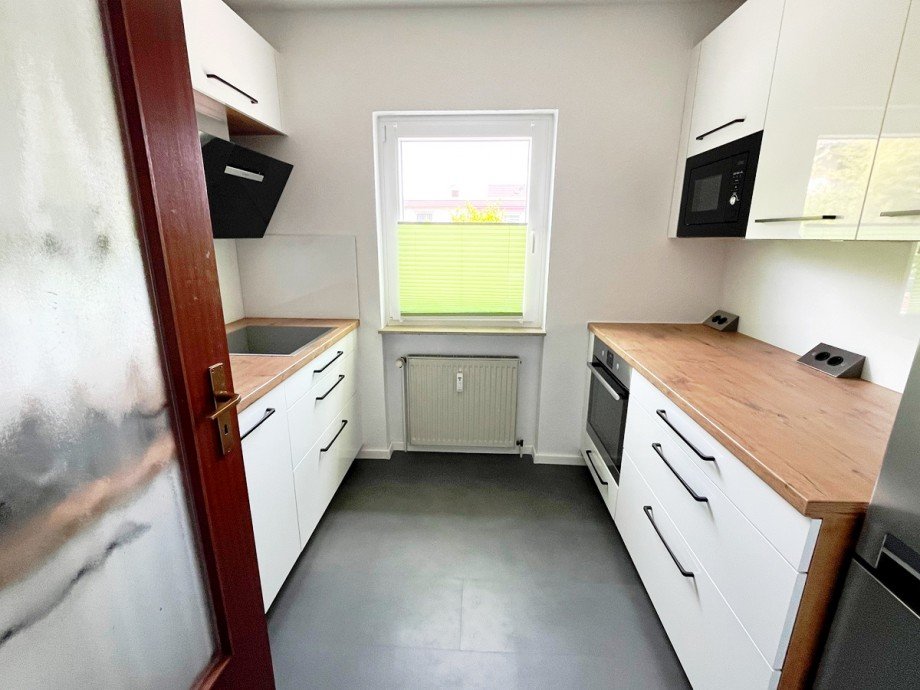 moderne Einbauk�che Erdgeschosswohnung Darmstadt-Wixhausen