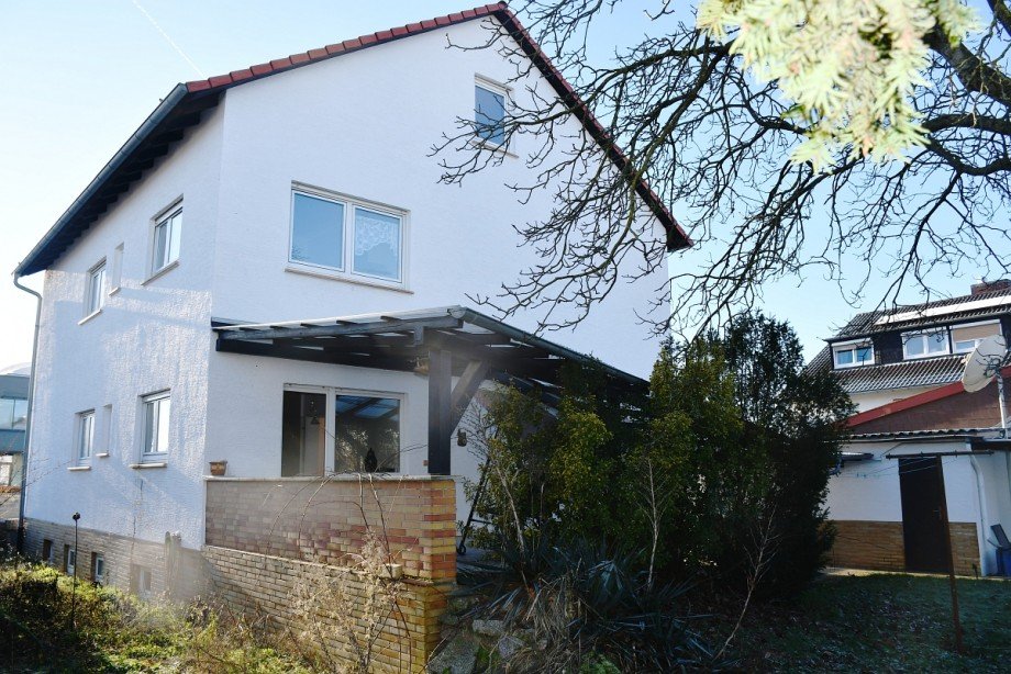 Hausansicht Gartenseite Mehrfamilienhaus Pfungstadt