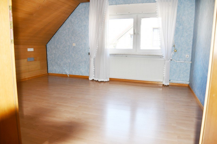 Zimmer Obergeschoss Zweifamilienhaus Pfungstadt