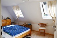 Schlafen Obergeschoss **VERKAUFT** Gro�z�giges 1- bis 2-Fam.Haus in bevorzugter Wohnlage von Ober-Ramstadt, auf Eiche