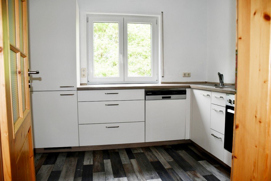 OG: Wohnung 2 - moderne Einbauk�che Mehrfamilienhaus Darmstadt-Wixhausen