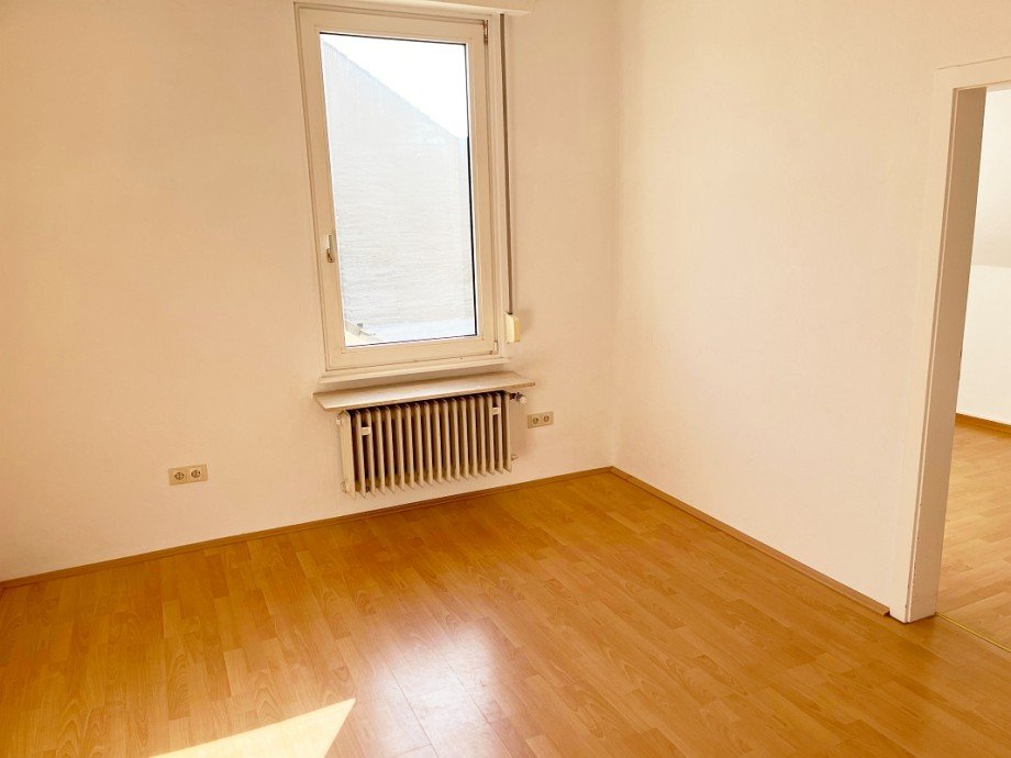 Zimmer mit Nebenraum Dachgeschosswohnung Darmstadt
