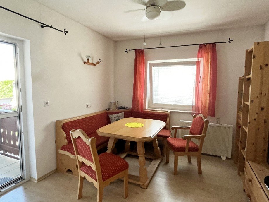 Esszimmer mit Balkonzugang Einfamilienhaus Pfungstadt-Eich