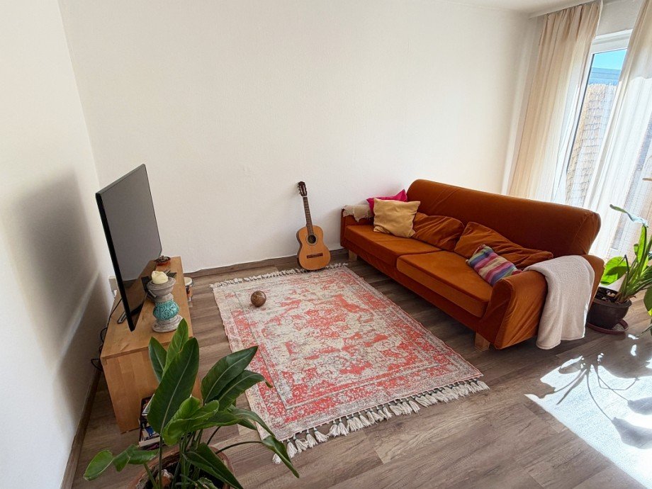 Wohnbereich mit Balkonzugang Etagenwohnung Darmstadt-Eberstadt