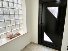 heller Hauszugang **VERMIETET** Schicke ansprechende Wohnung - ideal f�r eine Einzelperson