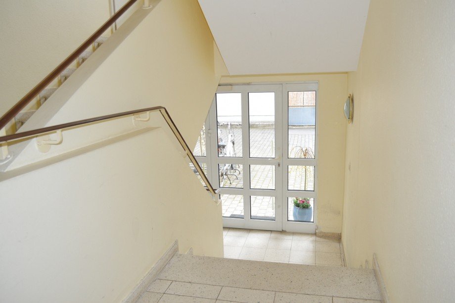 gepflegtes ansprechendes Treppenhaus Maisonettewohnung Darmstadt