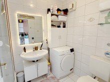 Tageslichtbad... **VERMIETET** Attraktive 3-Zimmer-Wohnung mit Sonnenloggia und Pkw-Stellplatz